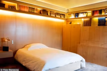 Les idées de l'architecte-designer Sylvain Dubuisson pour créer une chambre zen tout en étant équipée de placards et tiroirs...