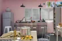 Découvrez la maison Côté Sud versus 2007 avec ce retour sur le Salon Vivre Côté Sud, happening esthétique sous les tilleuls d'Aix-en-Provence. Déco, créatif, gourmand...