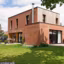 Une maison de 160 m2 en trois cubes (la photo)