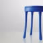 Du bleu pour ce tabouret