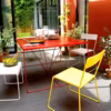 Une table de jardin pour profiter des beaux jours
