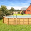 Piscine hors-sol en kit, bois Odyssea BWT MYPOOL, octogonale. L.8.42 x l.4.88 x H.1.46 cm. 8 490 euros. Leroy Merlin.