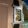 Une création inédite et spectaculaire, signée par l'agence Athem pour la manufacture Jaeger-Lecoultre, a pris place depuis peu dans le paysage de la Place Vendôme, coeur vivant du luxe à la française...