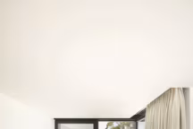 De nouvelles suites sur la mer confortables et contemporaines