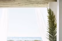 Nappe rayée en coton et lin, 29,99 euros. H&M.