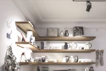 La boutique du musée Picasso évoque la vie de l'artiste dans son atelier.