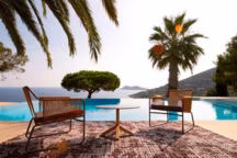 Tapis outdoor, en PVC de Batyline et polypropylène de Finelvo, prix sur demande, Tai Ping.