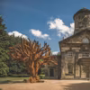 La chapelle a abrité, en 2014, une projection de l'artiste chinois Ai Weiwei et son Iron Tree en branches d'arbres, racines et troncs