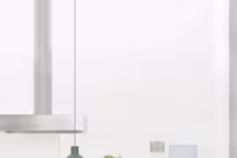 Lampe Unfold Collection Form us with love de MUUTO. Caoutchouc de silicone, cordon en PVC. 11 coloris disponibles. 29,5 x 32,5 cm. 149 euros.