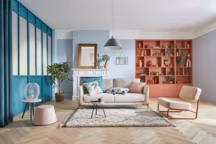 Castorama propose 1000 teintes de peintures à marque GoodHome pour répondre à toutes les envies ainsi que des teintes sur mesure grâce à la machine à teinter. Castorama.