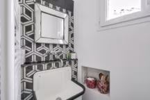 La salle de bains prend des couleurs