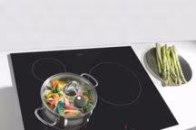 La technologie intelligente IQcook contrôle automatiquement le fonctionnement des foyers. Elle bénéficie de trois foyers dont un de 28 cm de diamètre pour l'utilisation de cocottes ou de woks. Prix : 1060 euros.