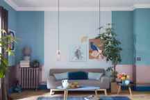 Peinture gamme Architecte teinte "Vert Meditation" , Dulux Valentine chez Leroy Merlin, 21,40 euros le pot de 0,5 L .