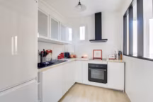 La nouvelle cuisine posée par le réseau d'artisans de la plateforme IZI by EDF