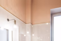 N'ayez plus peur du rose dans la salle de bains