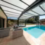 Un abri de prestige pour une piscine d'exception