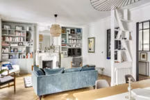 Intégrer la télé dans le décor en 14 idées