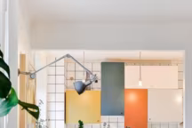 12 intérieurs au style Memphis revisité