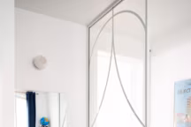 Une jolie salle de bains pour les enfants