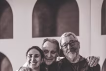 Entre Lorenza Luti, fille du président Claudio Luti et directrice marketing de Kartell, Franck Argentin, fondateur et président de RBC, et Philippe Starck, le trublion du design français, une complicité faite de confiance et d'audace.