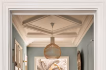 Quand les couleurs et les imprimés réinventent un appartement