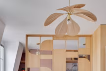 Une cloison en bois séduisante en 14 variations