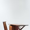 NAKASHIMA George, Bureau Crossed legged et Chaise Conoid. Commande spéciale, 1971.