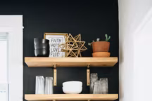 15 murs qui misent sur la peinture noire