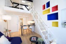 Avant/après : un petit duplex corrigé du sol au plafond