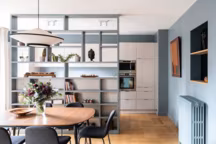 Un couple amateur d'art embellit son appartement parisien