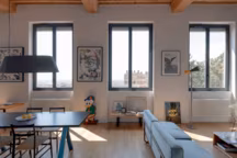 À la Croix-Rousse, un appartement ancien se réinvente en loft arty