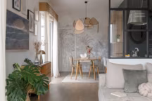 Déco chaleureuse pour cette pièce de vie de 42 m2