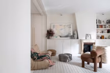 Place à la lumière dans ce 60 m2 douillet en rez-de-chaussée