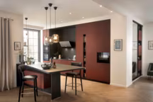 Cuisine noire et rouge Dolce Vita. Schmidt.