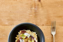 Ceviche de poisson blanc et couscous citron et poivre de Cristina Bowerman, chef étoilée du Glass Hostaria à Rome.