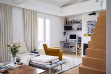 Esprit d'ouverture dans l'appartement refuge d'un architecte