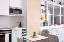 Le plein de lumière naturelle pour ce 42 m2 avec verrière