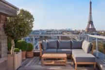 Un salon de jardin sur mon balcon