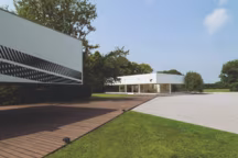 Au nord de Milan, édifié sur le lieu de production du groupe Molteni, le Glass Cube conçu par l'architecte Ron Gilad abrite les pièces de design du Molteni Museum.