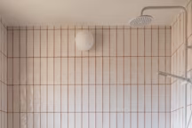 Quel revêtement autour d'une baignoire ?