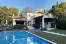 Relooking graphique pour cette villa marseillaise