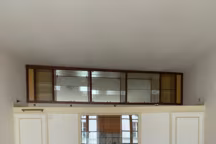 Dans l'ouest parisien, l'élégance rétro-chic d'un appartement transformé