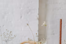 Inspirez-vous du style scandinave pour une table de Noël élégante et festive