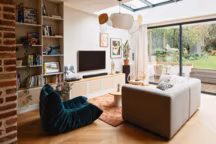 À Rennes, une maison de ville délabrée métamorphosée en refuge élégant