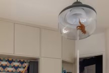 Un bureau sur mesure dans la chambre d'enfant