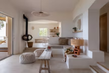 Une maison de vacances spectaculaire se dévoile à Hyères en 43 photos