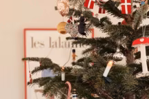 Intemporel, le sapin de Noël traditionnel se réinvente