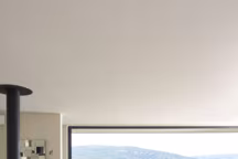 Canapé vert : 29 nuances pour un salon tendance et apaisant