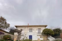 À Toulon, un jardin méditerranéen de 400 m2 renaît autour d'une petite piscine