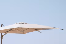 Les 10 parasols déco de l'été